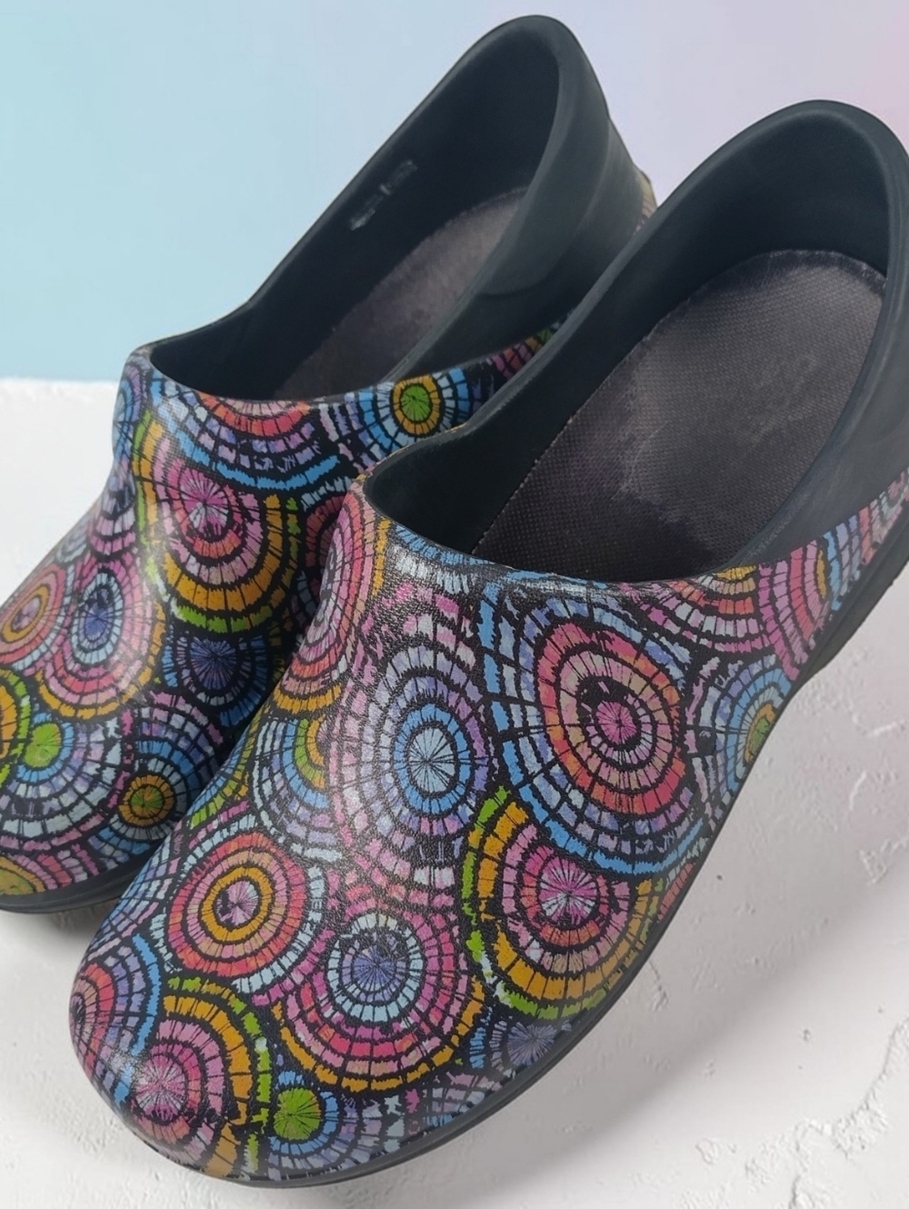 Crocs Women's Size 10 Neria Pro II Graphic Work Clogs Muiti Grip Soles